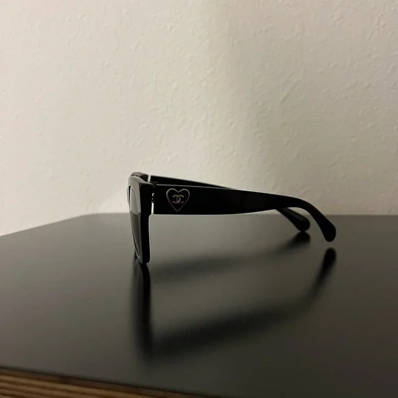 CHANEL | Accessories | Original Chanel Sunglasses  display picture 1